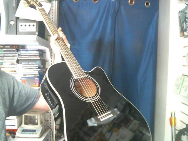 Guitare acoustique electrique+case dur