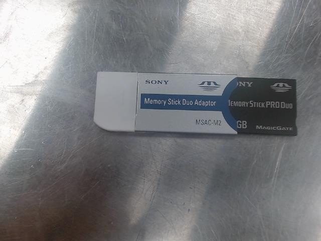 Sony memory stick adaptor + 4gb card