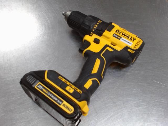 Drill dewalt av bat pas de charge