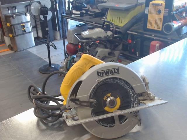 Scie ronde electrique dewalt