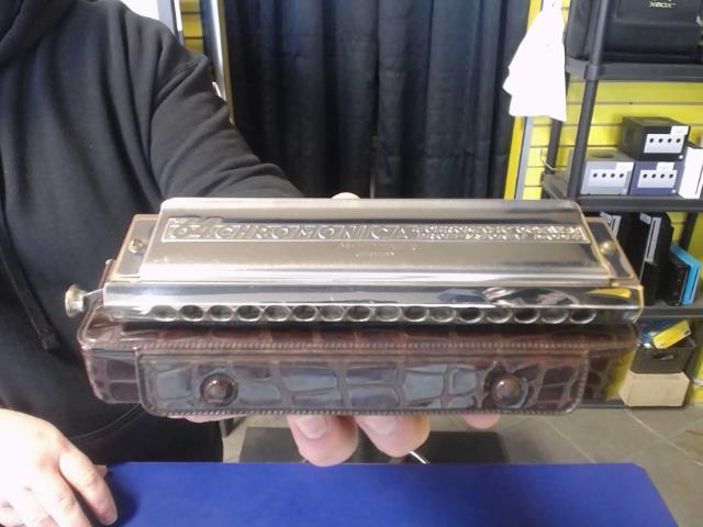 Harmonica made in germany ds case