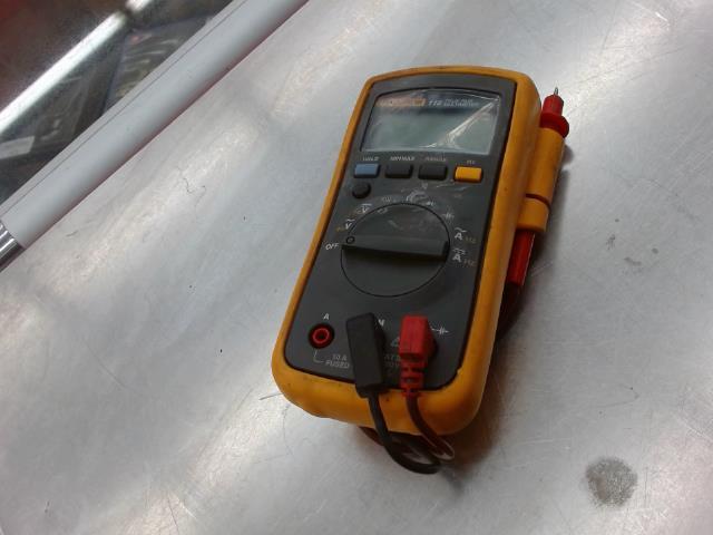 Multimetre fluke 112