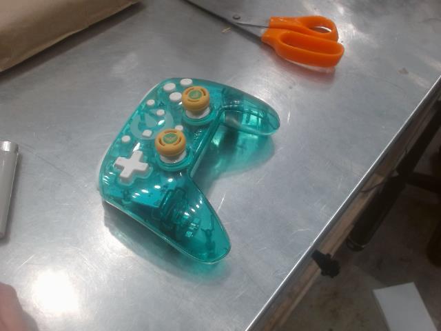 Manette switch