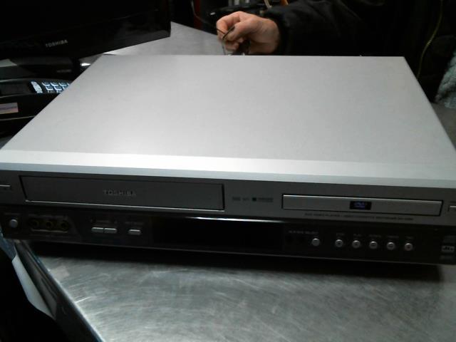 Lecteur dvd/vhs toshiba