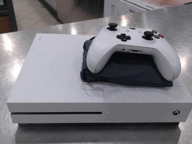 Console avec manette