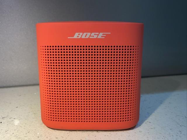 Haut parleur bose couleur orange