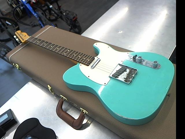 Telecaster teal color + case original