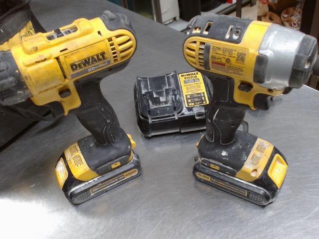 Kit de drill et impact dewalt av charge