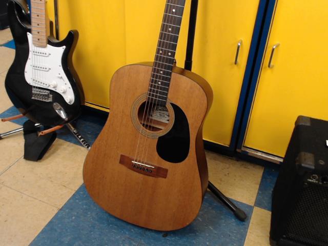 ** guitare accoustic sans case