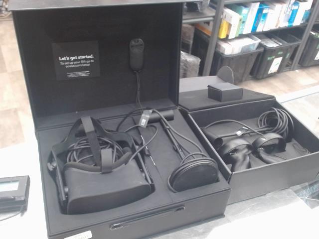 Casque oculus rift+tout acc en 2 bo