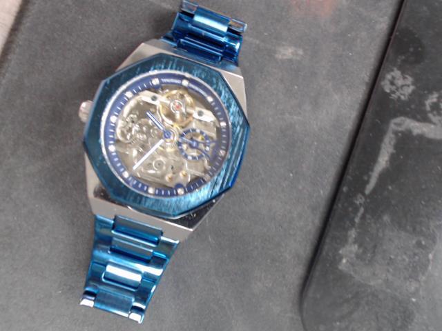 Montre replque audemars piget bleu