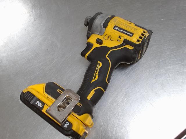 Impact drill dewalt av batterie