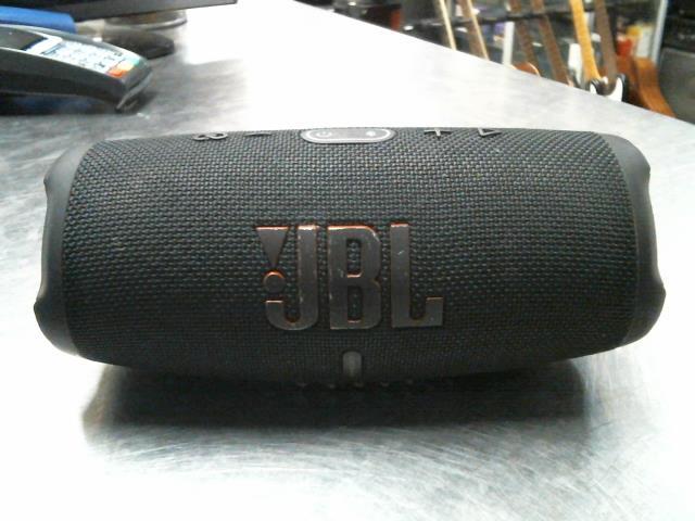 Haut parleur jbl charge 5 sans acc