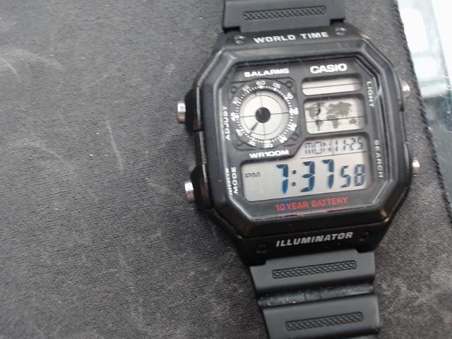 Montre casio alrm chron balck and bleu