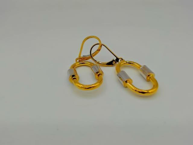 BOUCLES D OREILLES EN OR 18KT