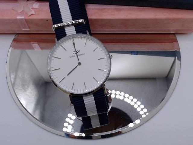 Montre pour homme bracelet bleu et blanc