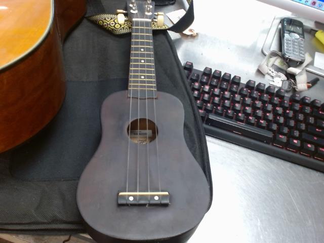 Ukulele soprano hilo