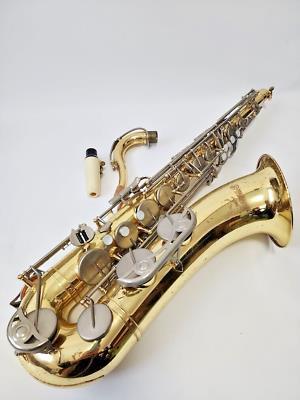 Saxophone tenor + case + acc