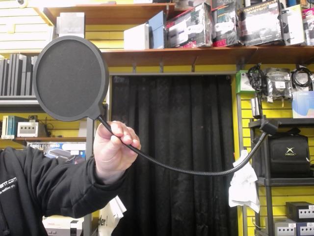 Pop filter