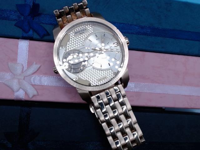 Montre diesel gold tone