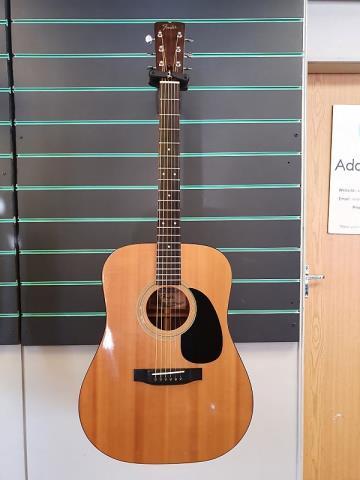 Guitare acoutisque + case