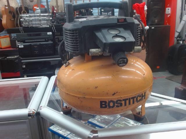 Compresseur 150psi 6 gal.