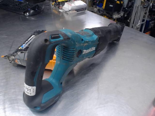 Sawzall makita