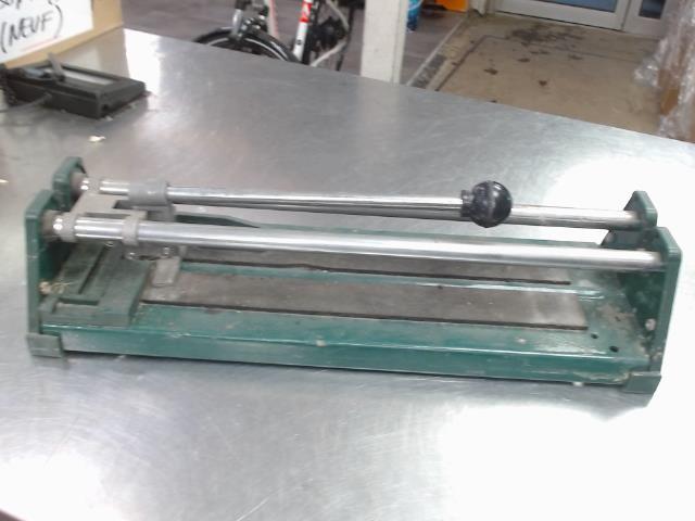 Tile cutter