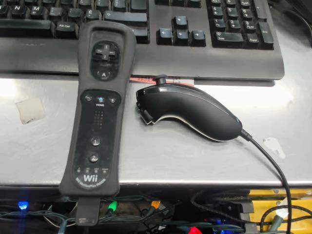 Manette wii avec wii motion plus inside