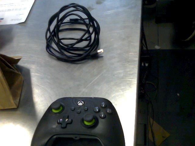 Manette xbox one non officiel+fil