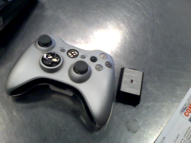 Manette xbox 360 gris