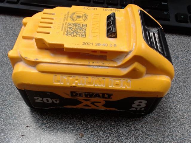 Batterie dewalt 8ah