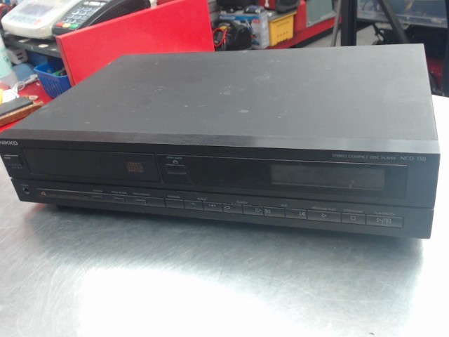 Stere compact disc player