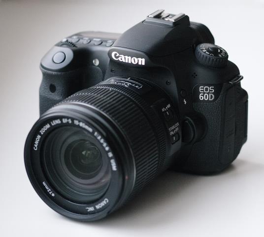 Canon 60d lens 18-200mm