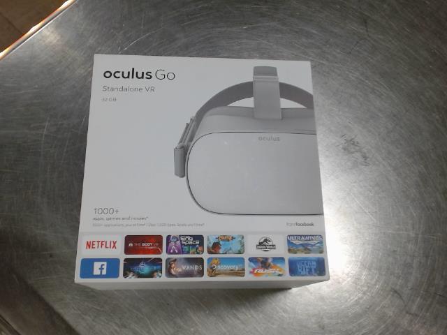 Oculus go 32gb in box + manette