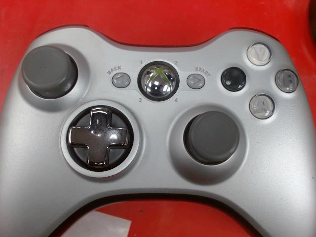 Manette de xbox argent