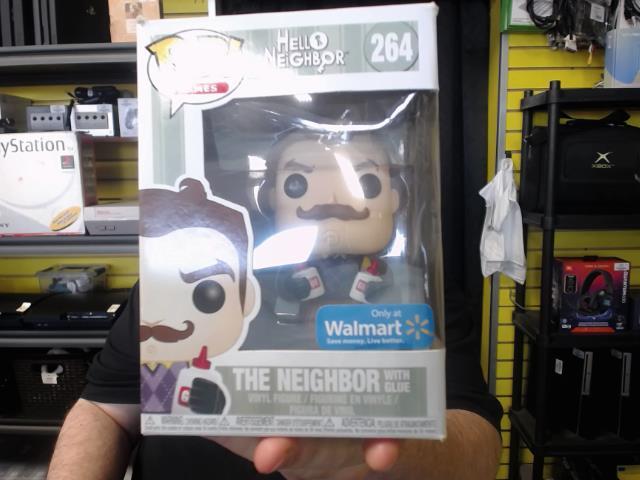 Figurine hello neighbor