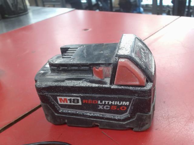 Batterie milwaukee m18 5.0ah pas d'acc