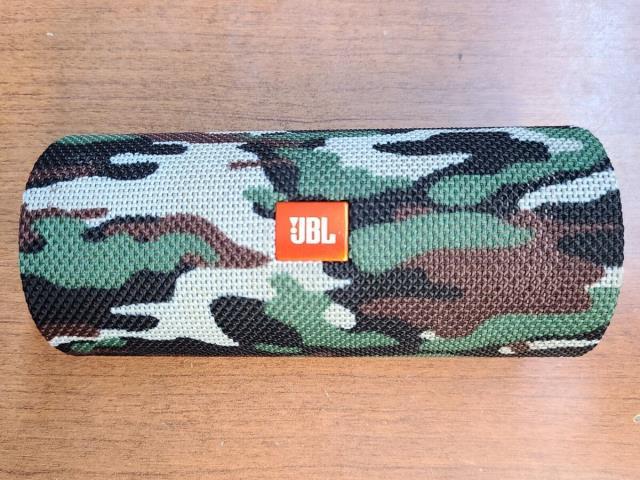 Replique de jbl 4 style military