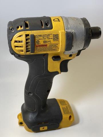 Drill impact dewalt