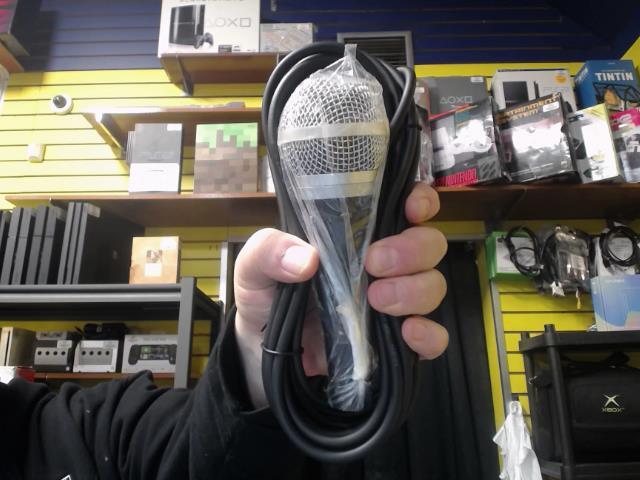 Microphone neuf + fil