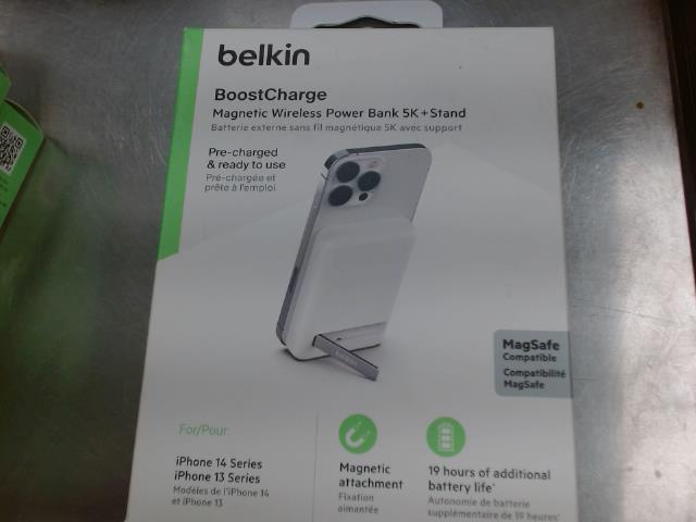 Belkin boostcharge + stand