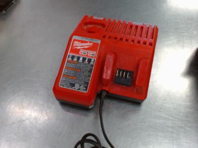 Chargeur milwaukee m12-m18