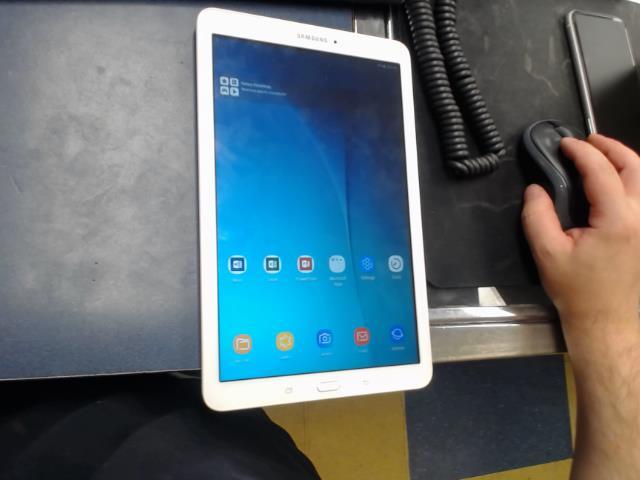 Tablette blanc sansung tab e 16gb