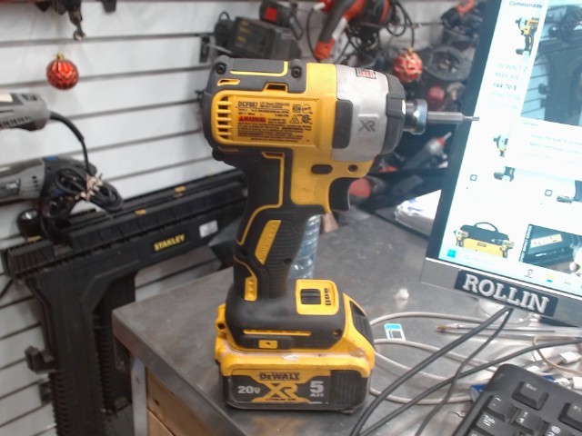 Drill dewalt