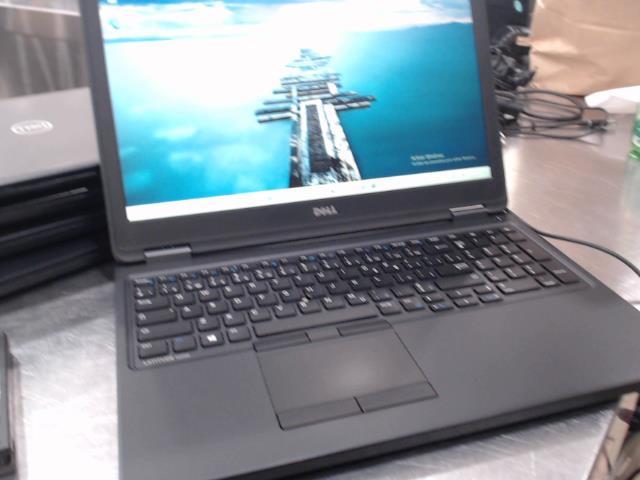 222hd/intelcore i5/2.3ghz/8 ram