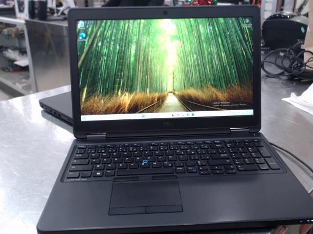 222hd/intecore i5/2.3ghz/8ram