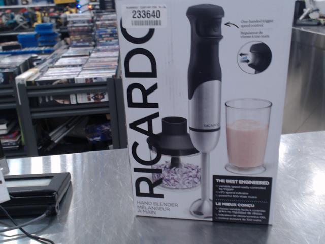 Hand blender