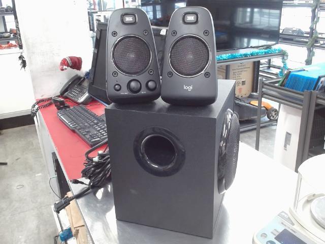 2 speaker avec subwoofer + auxilaire