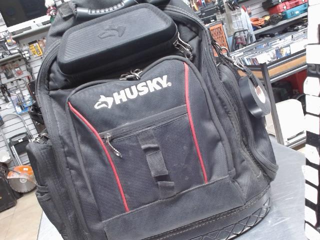 Sac a outils husky av outils divers noir